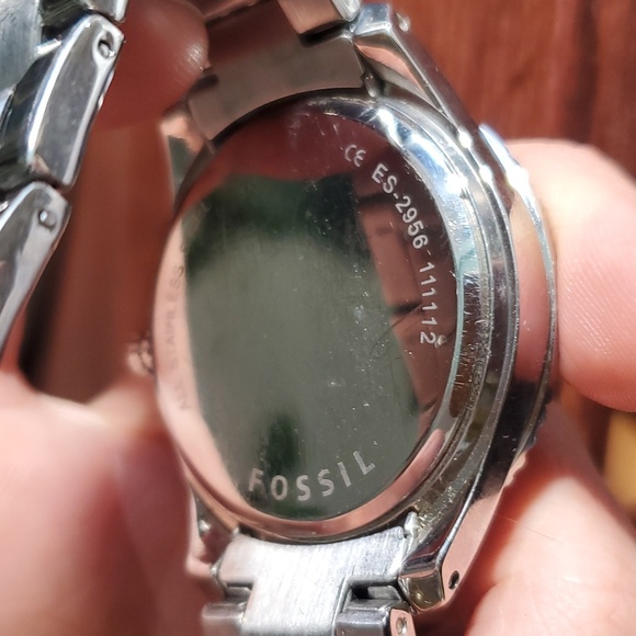 𝅺FOSSIL Watch - Picture 3 of 4
